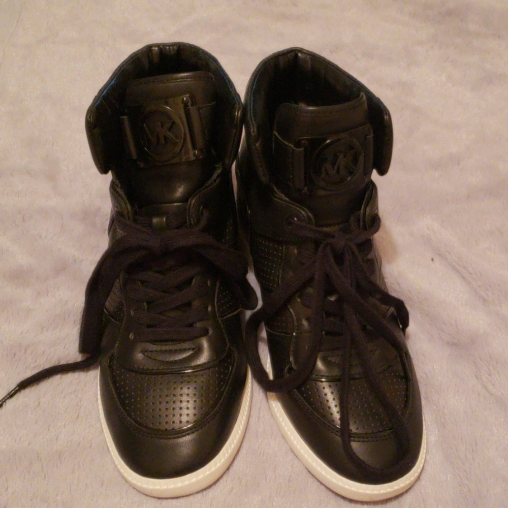 Women's Black High-Top Sneakers